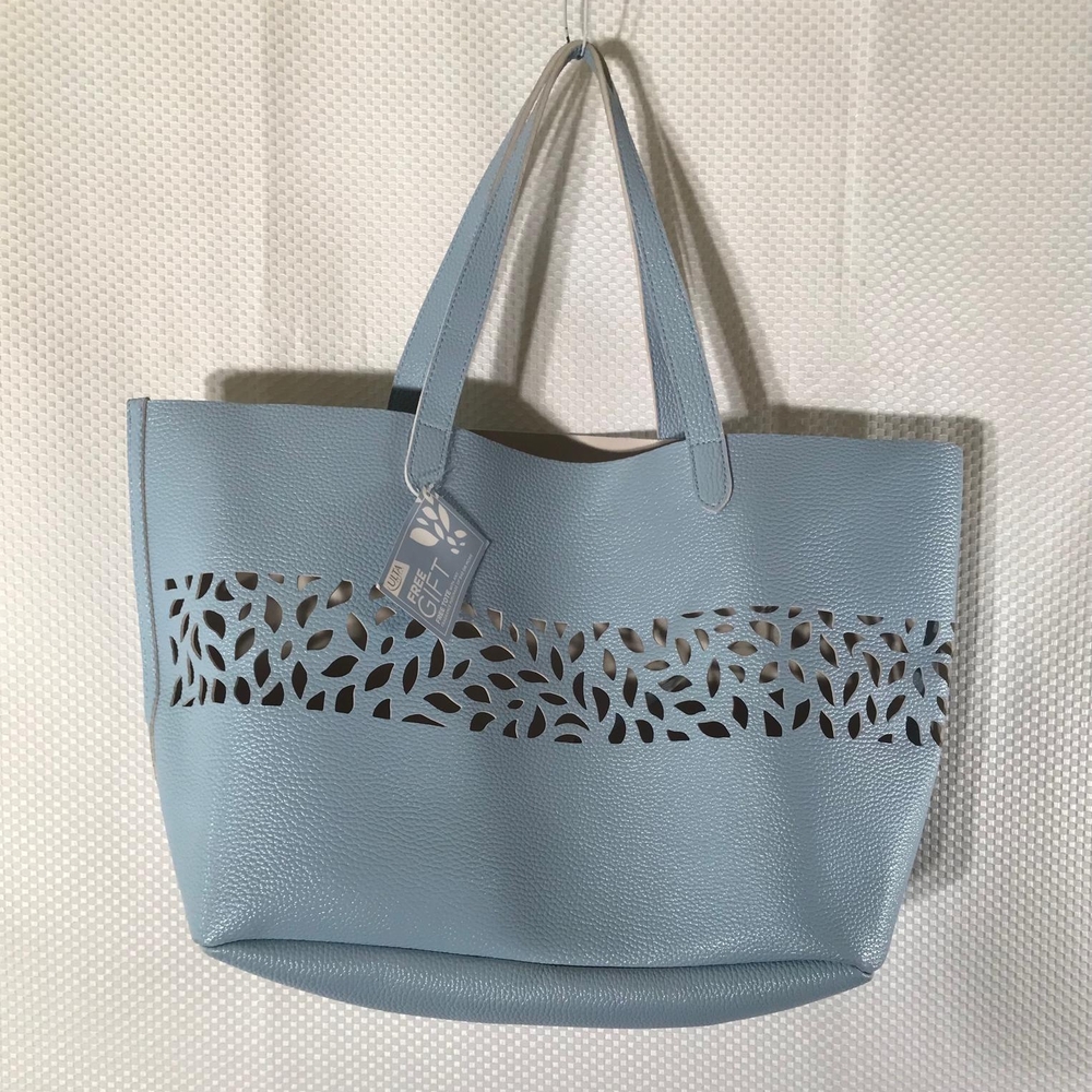 Elegant Blue Tote Bag